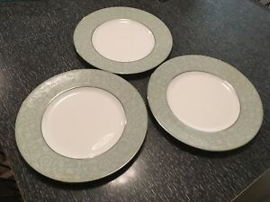 【送料無料】キッチン用品・食器・調理器具・陶器　ロイヤルウスターミラージュディナープレート枚Three Royal Worcester Mirage Dinner Plates 13,665円