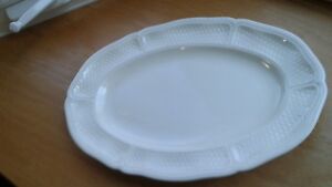【送料無料】キッチン用品・食器・調理器具・陶器　ジャンフランス・デュ・バリー・プラッタースカラップド・エッジシークル・フランスGien-France Du Barry Platter Scalloped Edge18th Siecle France 14 1/2　x 10 1/4