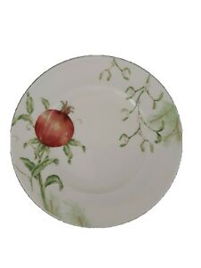 【送料無料】キッチン用品・食器・調理器具・陶器　レノックスウィンターガーデンセットロットザクロヤドリギのランチョンプレートLenox Winter Garden Set Lot 2 Pomegranate Mistletoe Luncheon Plate画像