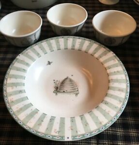 【送料無料】キッチン用品・食器・調理器具・陶器　ネイチャーウッドセットオブボウル。優れた状態。Pfaltzgraff Naturewood Set Of 4 Bowls. Excellent Condition.