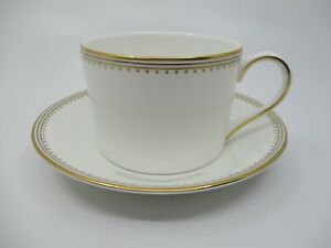 【送料無料】キッチン用品・食器・調理器具・陶器　ウェドグウッドベラワンゴールデングログランカップソーサーWEDGWOOD / VERA WANG GOLDEN GROSGRAIN CUP & SAUCER　-2 3/8 -0605A