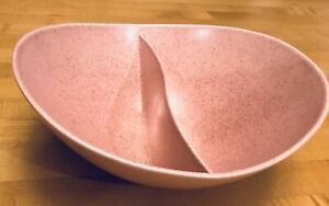 【送料無料】キッチン用品・食器・調理器具・陶器　バーノンウェアメトロックスくすぐったいピンクディバイドサービングボウルVernon Ware Metlox Tickled Pink Divided Serving Bowl