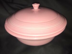 【貨物輸送無料】勝手もと装置・食器・膳立て手道具・瀬戸もの フィエスタウェアローズピンクサービング蔬菜どんぶり鉢Fiesta-Ware Rose Pink Serving Vegetable Bowl