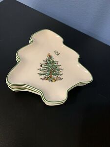 【送料無料】キッチン用品・食器・調理器具・陶器　つのスポデクリスマスツリー形の料理のセット、イギリス製送料無料Set Of 4 Spode Christmas Tree-Shaped Dishes, Made In England FREE SHIPPING!!