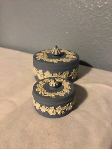 【送料無料】キッチン用品・食器・調理器具・陶器　ウェッジウッドジャスパーウェア蓋付き装身具ボックスWedgewood Jasperware 2 lidded trinket boxes (64?) (82)｜hokushin