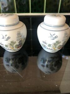 【送料無料】キッチン用品・食器・調理器具・陶器　ウェジウッド中国の伝説小さなジンジャージャーWedgwood 'Chinese Legend' Small Ginger Jar X2