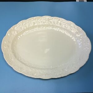 【送料無料】キッチン用品・食器・調理器具・陶器　教皇ゴッサー盛り合わせ。完璧な状態。メイドインスチューベンビルPope Gosser platter 13x10. Perfect condition. Made in Steubenville