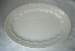 【送料無料】キッチン用品・食器・調理器具・陶器　ウィルキンソンイングリッシュアイアンストーンプラッターウィートデザインロイヤルスタッフォードシャーWilkinson English Ironstone Platter w/ Wheat Design Royal Staffordshire