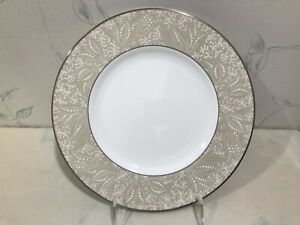 【送料無料】キッチン用品・食器・調理器具・陶器　ニューウォーターフォードバッサーノアクセントランチプレートマルチ利用可能引退NEW Waterford BASSANO 9 Accent / Lunch Plate (S) MULTI AVAILABLE - RETIRED 14,985円