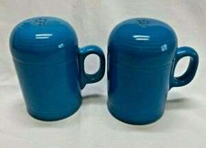 【送料無料】キッチン用品・食器・調理器具・陶器　フィレスタウェアレンジトップハンドルソルトペッパーシェイカーセットHLC Fiestaware Range Top Handled Salt Pepper Shaker Set EUC