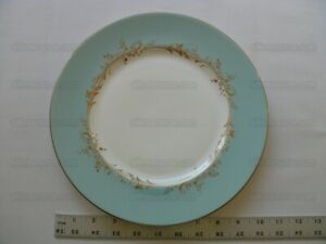 【送料無料】キッチン用品・食器・調理器具・陶器　ロイヤル・ドルトン・メルローズ・ファイン・チャイナ・ディナーはROYAL DOULTON MELROSE FINE CHINA DINNER ROSE 10 5/8