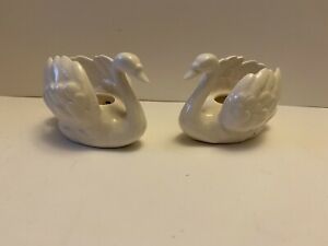 【送料無料】キッチン用品・食器・調理器具・陶器　匹のゲーベル・スワンTwo GOEBEL SWAN