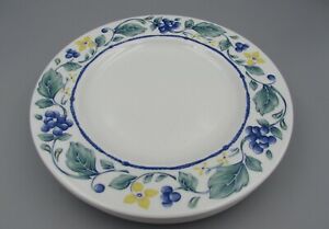 【送料無料】キッチン用品・食器・調理器具・陶器　ウェジウッドホームチャイナサラダプレート個セットWedgwood Home China AMWAY Salad Plates - Set of Four