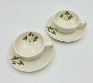 【送料無料】キッチン用品・食器・調理器具・陶器　セットシェナンゴピーターテリスカップソーサーワイルドストロベリーレストランウェア2 Sets SHENANGO Peter Terris Cup & Saucer, Wild Strawberry Restaurant Ware VTG