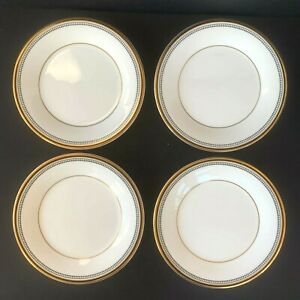 【送料無料】キッチン用品・食器・調理器具・陶器　ロイヤル・ドルトン・パヴァンヌ・パン・アンド・バタープレートのセットボーンチャイナSet of 4 Royal Doulton PAVANNE Bread and Butter Plates 6 5/8 Bone China EUC