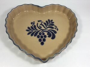 【送料無料】キッチン用品・食器・調理器具・陶器　フォークアートハートキッシュベーキングディッシュPfaltzgraff Folk Art USA Heart Quiche Baking Dish 10”