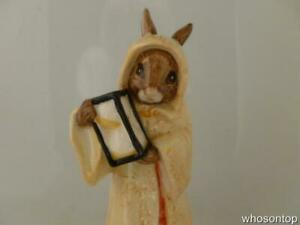 【送料無料】キッチン用品・食器・調理器具・陶器　Royal Doulton Bunnykins - Sands of time Bunnykins DB229 series rabbit figure