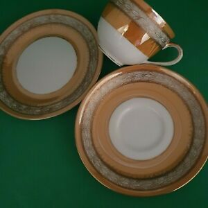 【送料無料】キッチン用品・食器・調理器具・陶器　手描き金色の光沢のノリタキトリオ HAND PAINTED & GILDED LUSTER NORITAKE TRIO