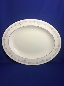 【送料無料】キッチン用品・食器・調理器具・陶器　ロイヤル・ドルトン・チャイナ・アンジェリークインチプラッターROYAL DOULTON CHINA ANGELIQUE 13 1/4” PLATTER 4997画像