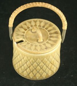 【送料無料】キッチン用品・食器・調理器具・陶器　イェンス・クイストガード・ストーンウェア・フォー・クロンジデン「リリーフ」ジャー・ウィズ・リッドジャム・ポットJens Quistgaard Stoneware for B&G Kronjyden Relief Jar with Lid画像