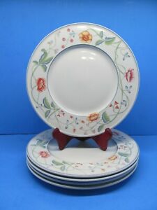 【送料無料】キッチン用品・食器・調理器具・陶器　ヴィルロイ・ボック・アルベルティナディナープレートセットプレートのドイツ製Villeroy Boch Albertina 10 1/2 Dinner Plates Set Of 5 Plates Made In Germany