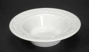 【送料無料】キッチン用品・食器・調理器具・陶器　カーランドホワイト磁器ラメキンファーストクオリティKPM KURLAND WHITE PORCELAIN RAMEKIN FIRST QUALITY