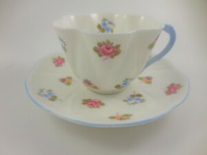 【送料無料】キッチン用品・食器・調理器具・陶器　シェリーボーンチャイナ・デインティ・ローズ・パンジー・フォーゲット・ミー・ム・カップソーサー・ソ・プリティShelley Bone China Dainty Rose Pansy Forget-Me-Not Cup & Saucer S