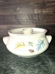 【送料無料】キッチン用品・食器・調理器具・陶器　ヴィンテージミッドセンチュリーフランシスコ会秋カバーキャセロールサーバーVintage Mid Century Franciscan AUTUMN 2 Qt Covered Casserole Server EUC