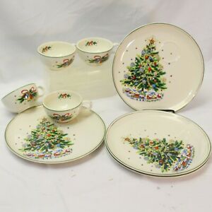 【送料無料】キッチン用品・食器・調理器具・陶器　セーラムクリスマスイブビュッフェスナックセットカッププレートSalem Christmas Eve Buffet Snack Set 4 Cups 4 Plates