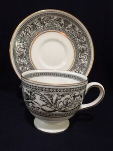 【送料無料】キッチン用品・食器・調理器具・陶器　ウェドグウッドチャイナブラックフィレンツェ、、カップソーサーリストはセット用WEDGWOOD CHINA BLACK FLORENTINE, W4312, CUP/SAUCER (listing is for one (1) set)