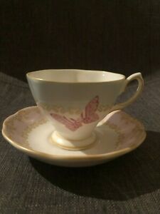 【送料無料】キッチン用品・食器・調理器具・陶器　ヴィンテージティーカップロイヤルアルバートVintage Tea Cup - Royal Albert