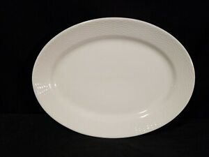 【送料無料】キッチン用品・食器・調理器具・陶器 卓上ギャラリー大オーバルホワイトプラッターTabletops Gallery CAPRI Large Oval White Platter