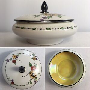 【送料無料】キッチン用品・食器・調理器具・陶器　珍しい花のシェリーアールデコリドパウダーボウル光沢インナーUnusual Floral Shelley Art Deco Lidded Powder Bowl w/ Lustre Inner - VGC