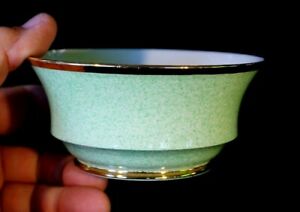 【送料無料】キッチン用品・食器・調理器具・陶器　美しいロイヤルウィントングリムウェイドグリーンラージシュガーボウルBeautiful Royal Winton Grimwades Green Large Sugar Bowl｜hokushin
