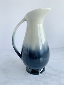 【送料無料】キッチン用品・食器・調理器具・陶器　レッドウィングピッチャーオンブレネイビーオフホワイトRed Wing USA Pitcher 2313 Ombr? Navy Off White｜hokushin