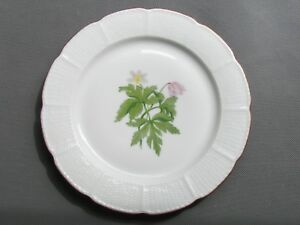 【送料無料】キッチン用品・食器・調理器具・陶器　ニンフェンブルク磁器花のバスケットウィーブプレートギルトリムNYMPHENBURG PORCELAIN FLORAL BASKETWEAVE 8? PLATE GILT RIM (Ref3344)
