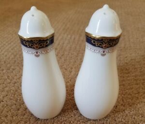 【送料無料】キッチン用品・食器・調理器具・陶器　ノリタクボーンチャイナレディイブ塩とコショウセット中止Noritake Bone China Lady Eve Salt and Pepper Set Discontinued