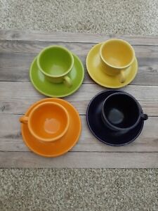 【送料無料】キッチン用品・食器・調理器具・陶器 ホーマーラフリンフィエスタティーコーヒーカップとソーサーフィエスタウェアHomer Laughlin Fiesta Tea / Coffee Cups And Saucers~ Fiestaware EUC