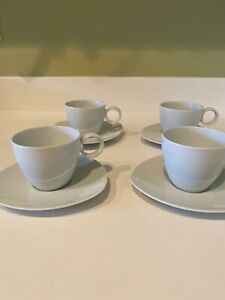 【送料無料】キッチン用品・食器・調理器具・陶器　トーマスホワイトトライアングルティーソーサードイツローゼンタールロットウィズカップTHOMAS VARIO WHITE TRIANGLE TEASAUCER 6 1/2 GERMANY ROSENTHAL Lot 4 With Cups｜hokushin