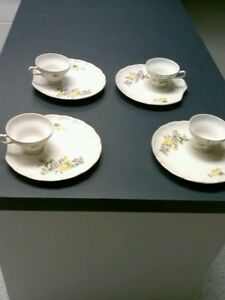 【送料無料】キッチン用品・食器・調理器具・陶器 ヴィンテージハンドペイントイエローとグレーローズスナックプレートティーカップセットVintage Hand Painted Yellow and grey Rose Snack Plate & Tea Cup set of four|hokushin