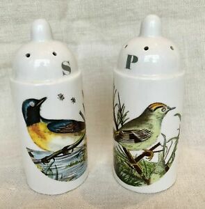 【送料無料】キッチン用品・食器・調理器具・陶器　ポートメイリオンイングランドバーズオブブリテンソルトペッパーシェイカーズレアPortmeirion England BIRDS of BRITAIN Salt Pepper Shakers - Rare