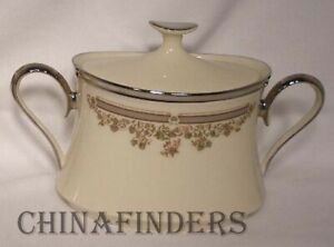 【送料無料】キッチン用品・食器・調理器具・陶器 レノックス中国レースポイントパターンシュガーボウル蓋LENOX china LACE POINT pattern Sugar Bowl & Lid - 3-1/8|hokushin