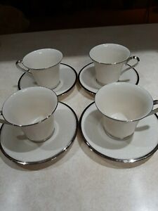 【送料無料】キッチン用品・食器・調理器具・陶器　レノックスチャイナムーンスパンカップとソーサーセットLenox China Moonspun Cup And Saucer Sets (4)