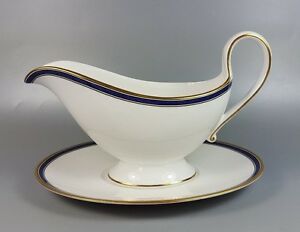 【送料無料】キッチン用品・食器・調理器具・陶器　ローザンヌゴールドエッジグレービーソースボートアンドスタンドSPODE LAUSANNE GOLD EDGE Y8579 GRAVY / SAUCE BOAT AND STAND