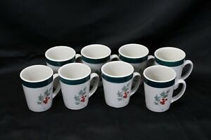 【送料無料】キッチン用品・食器・調理器具・陶器　ホームホリー・マス・マグカップ・ロット・オブ・Home Holly Xmas Mugs Cups Lot of 8