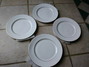 【送料無料】キッチン用品・食器・調理器具・陶器　ロイヤル・ドートンシグネチャーゴールドディナープレート細かい骨の中国のセット set of 4 Royal Doulton SIGNATURE GOLD Dinner Plate 2004 fine bone china 10.5
