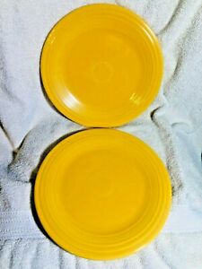 【送料無料】キッチン用品・食器・調理器具・陶器 ヴィンテージフィエスタイエローディナープレートオリジナルフィレスタウェアニアパーフェクトVINTAGE FIESTA YELLOW DINNER PLATE 10 1/2 ORIGINAL FIESTAWARE X2 NEAR PERFECT|hokushin