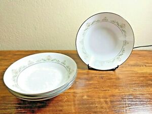 【送料無料】キッチン用品・食器・調理器具・陶器　ノリ竹早春スープボウルセットNoritake Early Spring #2362 7 1/2 Soup Bowl Set of 4