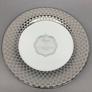 【送料無料】キッチン用品・食器・調理器具・陶器　ラックスメタリックシルバーラティスデザートサイドプレートセットクリスマスx4 CIROA Luxe Metallic Silver Lattice Dessert Side Plate Set 7.5” Christmas NEW 22,350円
