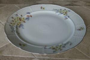 【送料無料】キッチン用品・食器・調理器具・陶器 バウムブラザーズラベンダーフローラルラウンドサービングプラッターBaum Bros by Thun Lavender Floral Round Serving Platter|hokushin